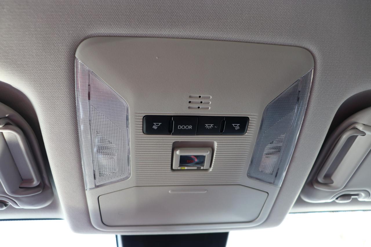 Toyota RAV4 XLE AWD (Natl) 2025