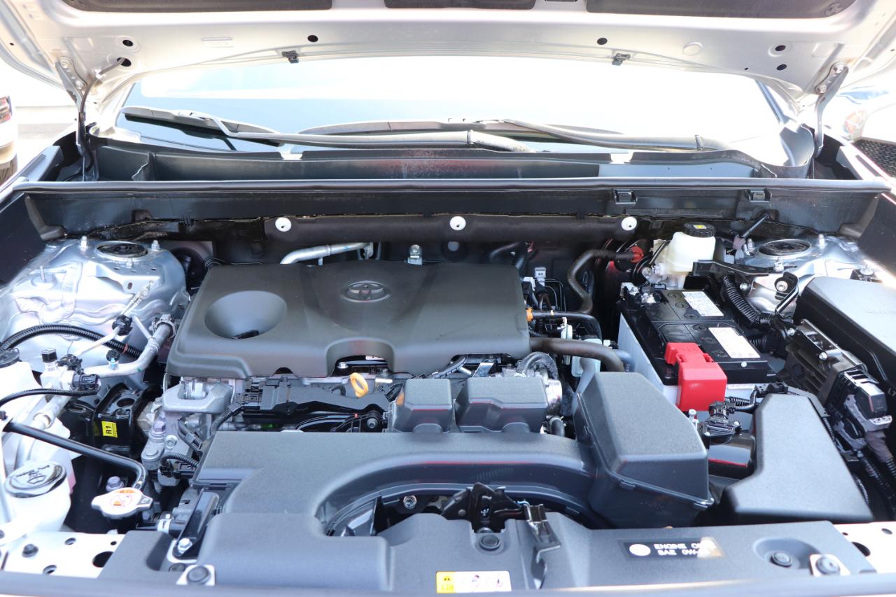 Toyota RAV4 XLE AWD (Natl) 2025