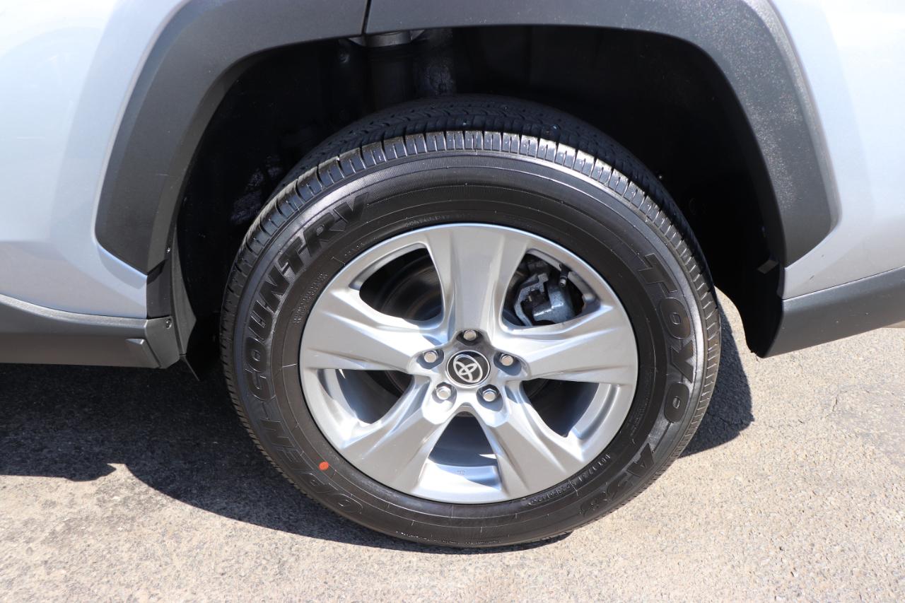 Toyota RAV4 XLE AWD (Natl) 2025