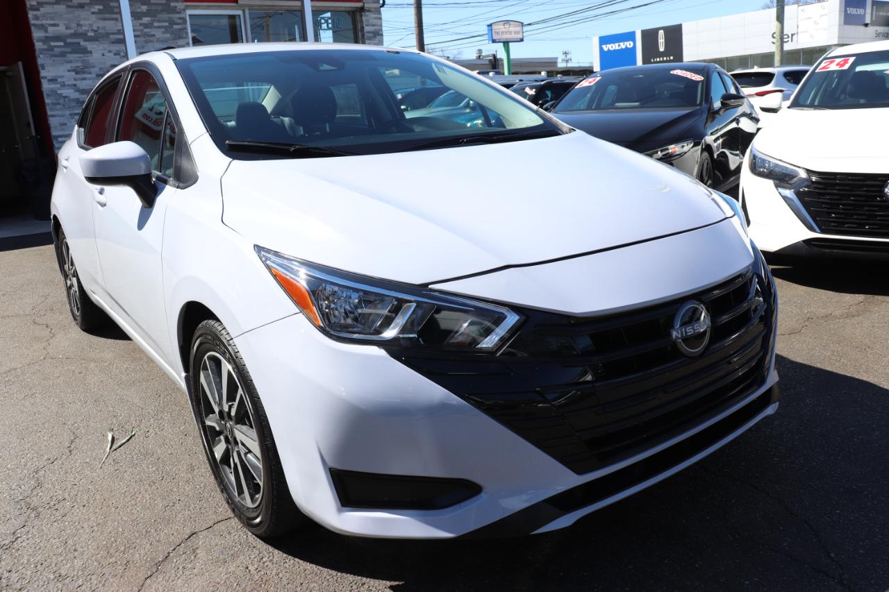 Nissan Versa SV CVT 2024