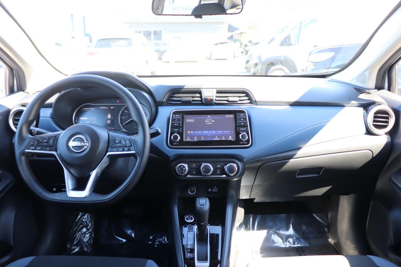 Nissan Versa SV CVT 2024