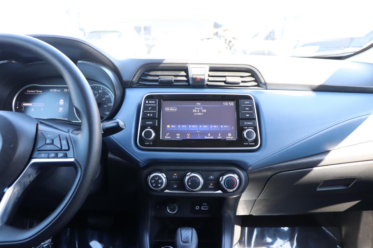 Nissan Versa SV CVT 2024