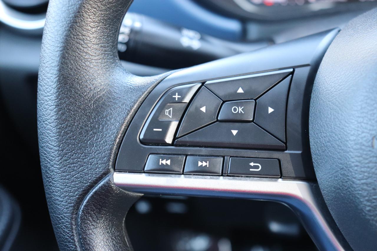 Nissan Versa SV CVT 2024