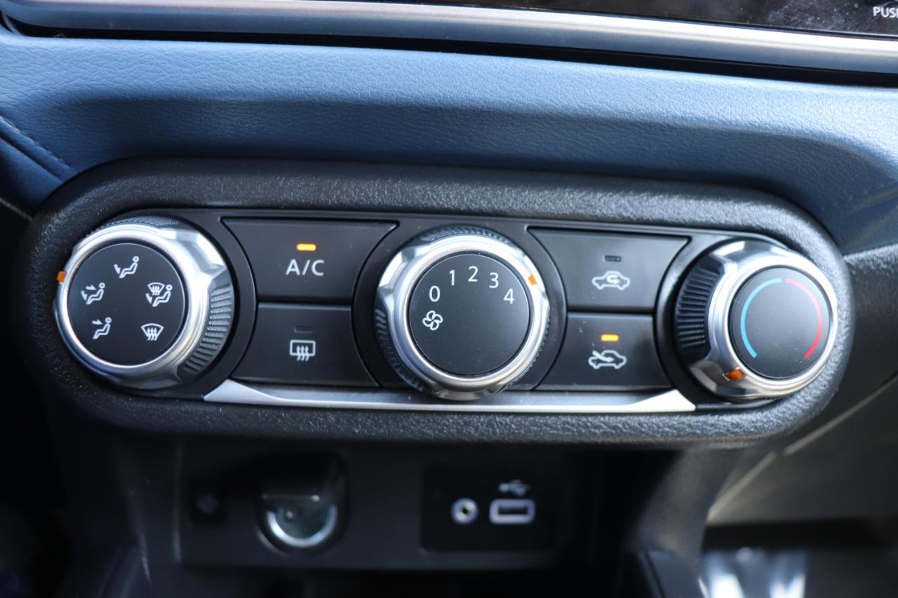 Nissan Versa SV CVT 2024