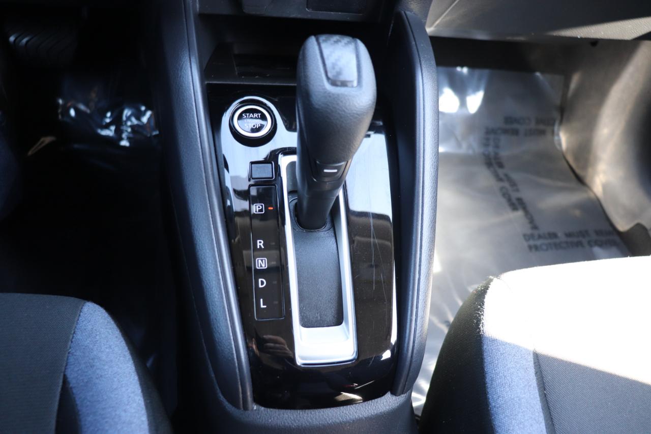 Nissan Versa SV CVT 2024