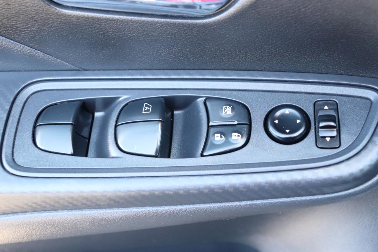 Nissan Versa SV CVT 2024