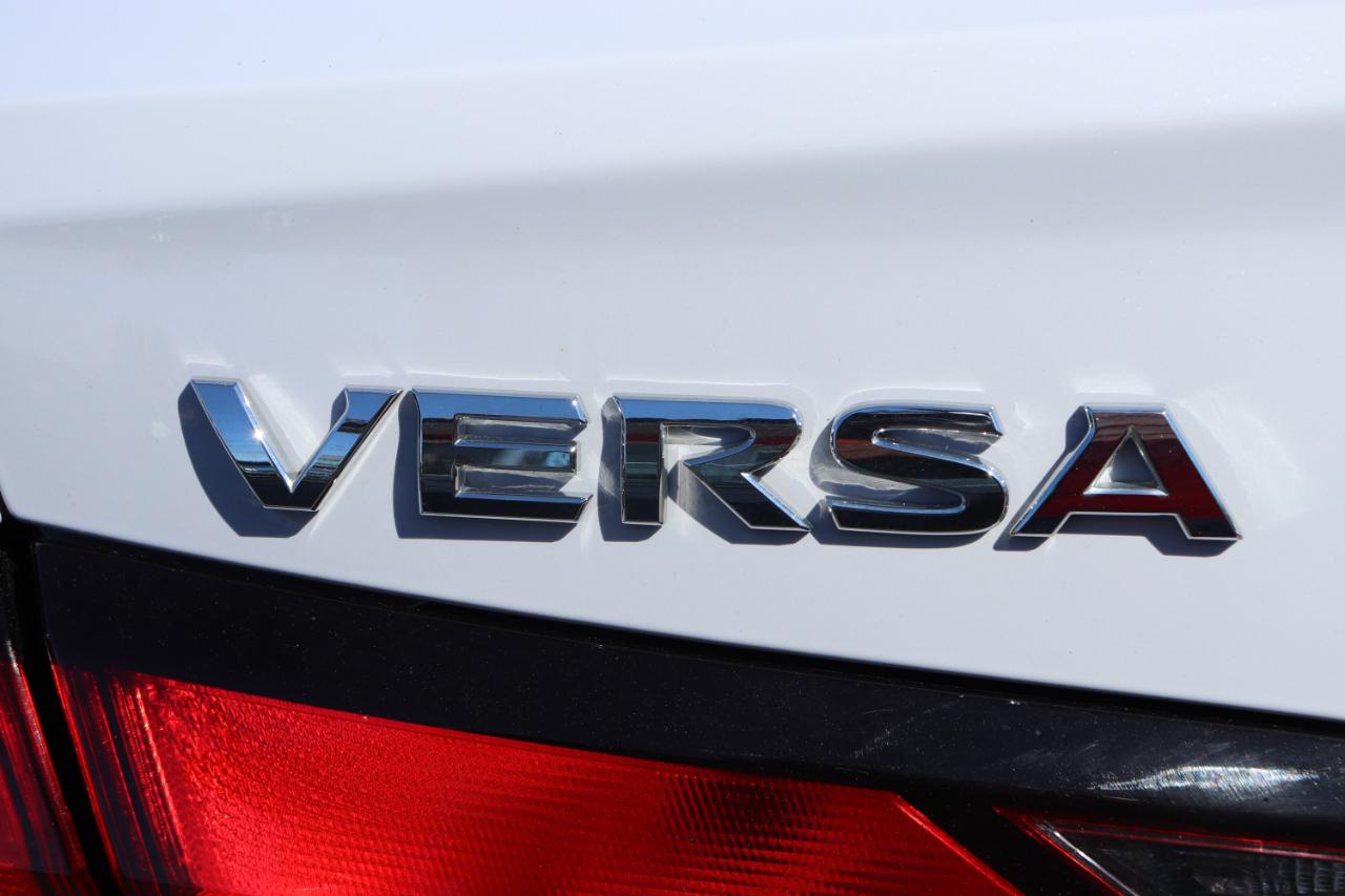 Nissan Versa SV CVT 2024