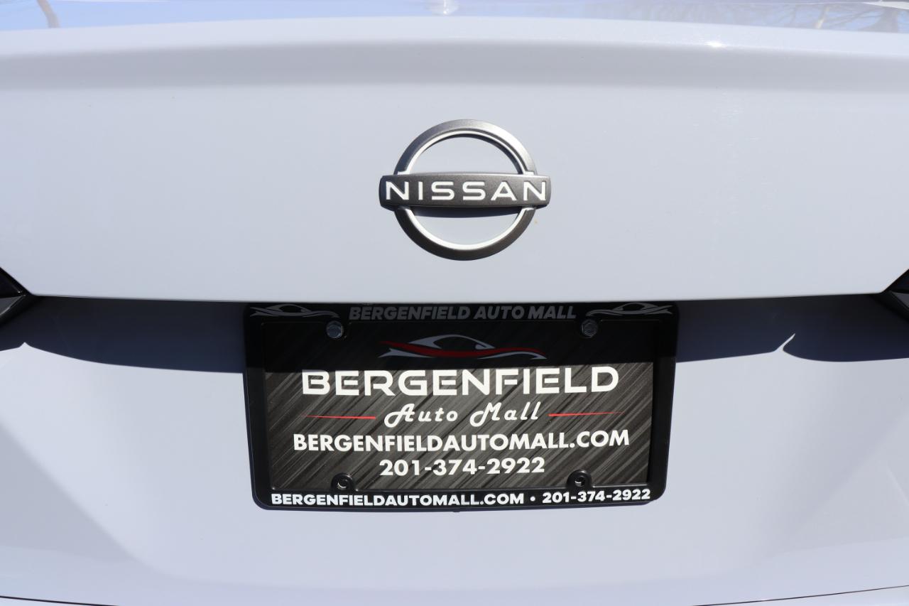 Nissan Versa SV CVT 2024