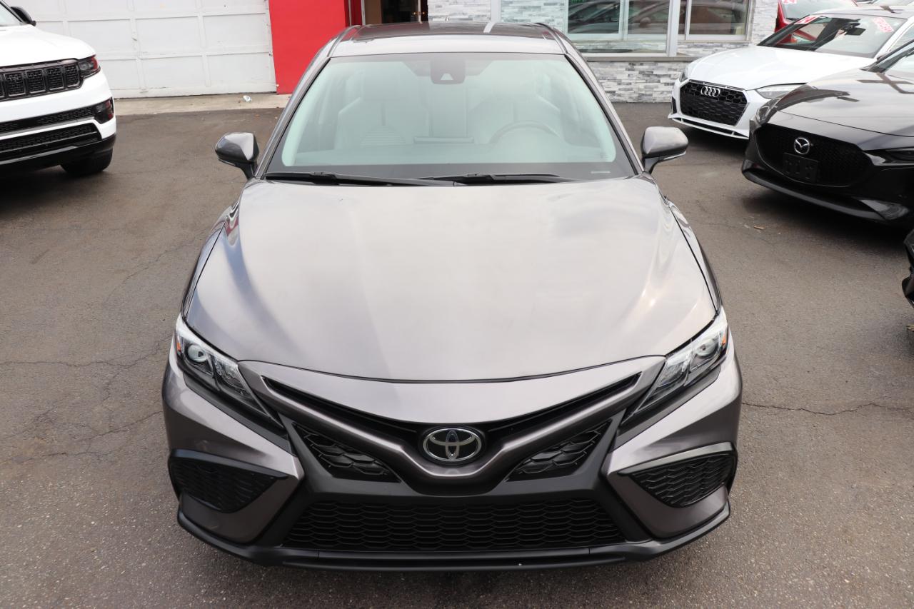 Toyota Camry SE Auto (Natl) 2023