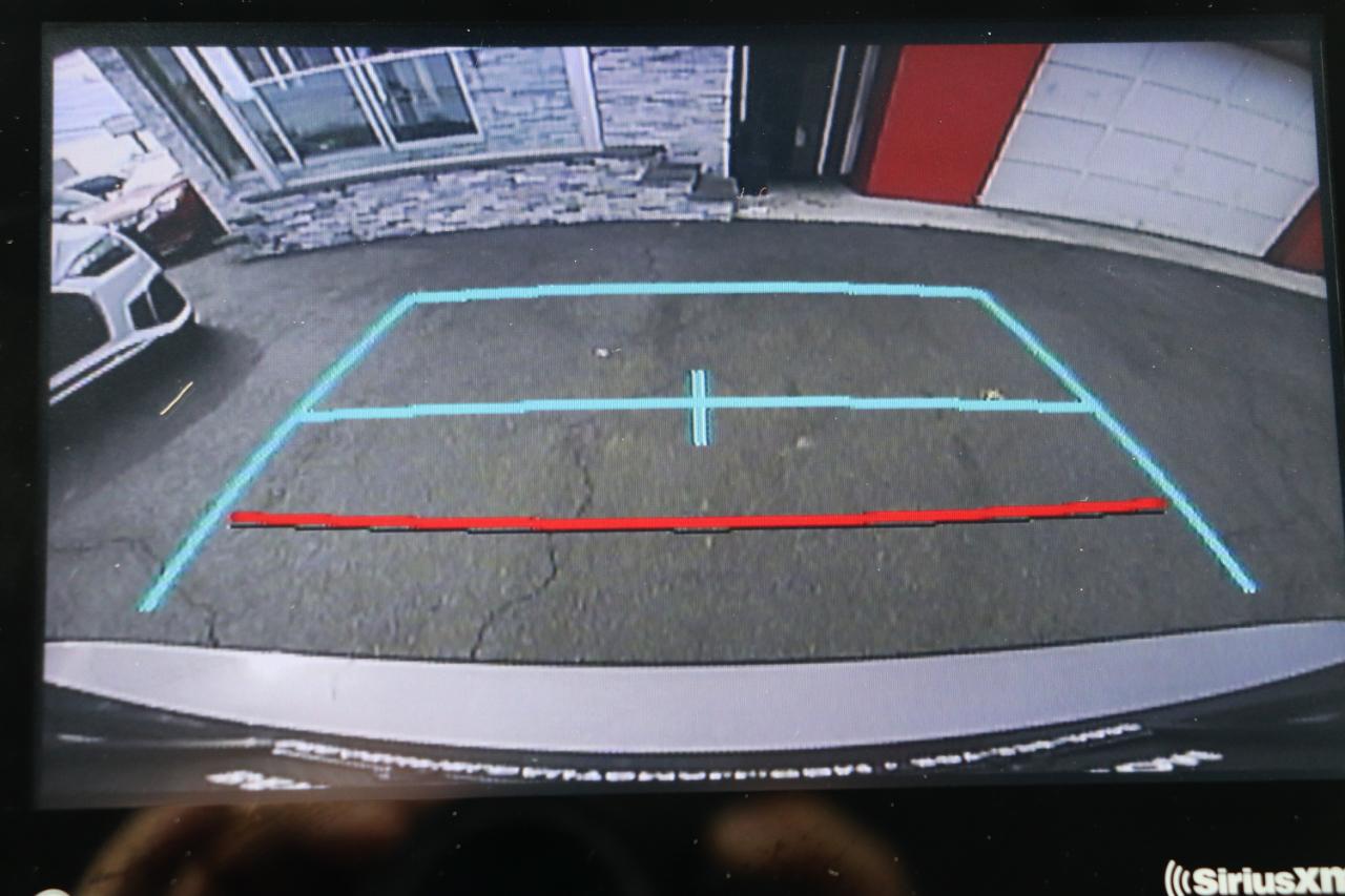 Toyota Camry SE Auto (Natl) 2023