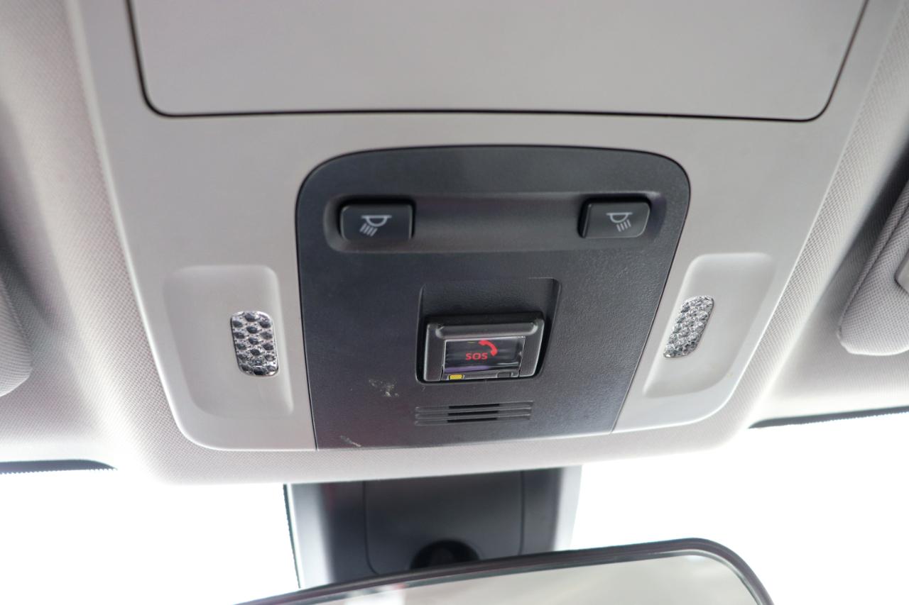 Toyota Camry SE Auto (Natl) 2023