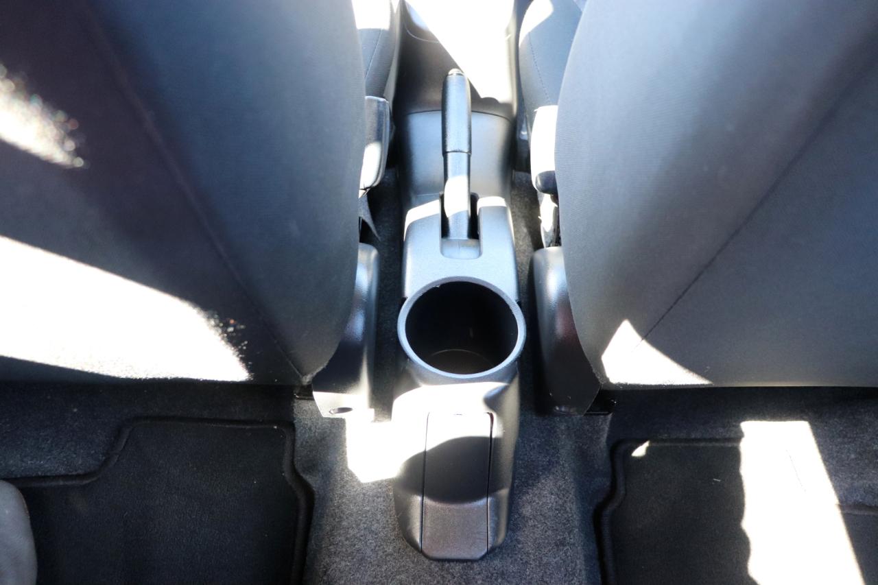 Mitsubishi Mirage ES CVT 2024