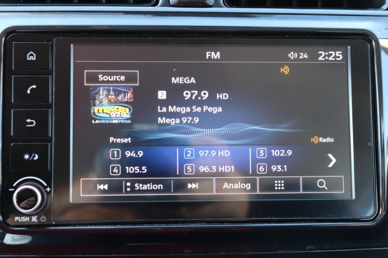 Mitsubishi Mirage ES CVT 2024