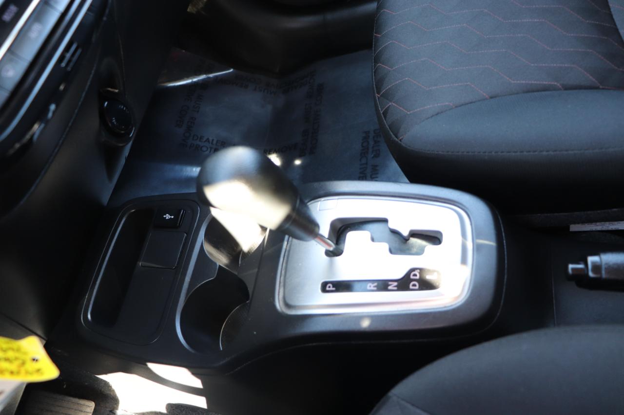 Mitsubishi Mirage ES CVT 2024