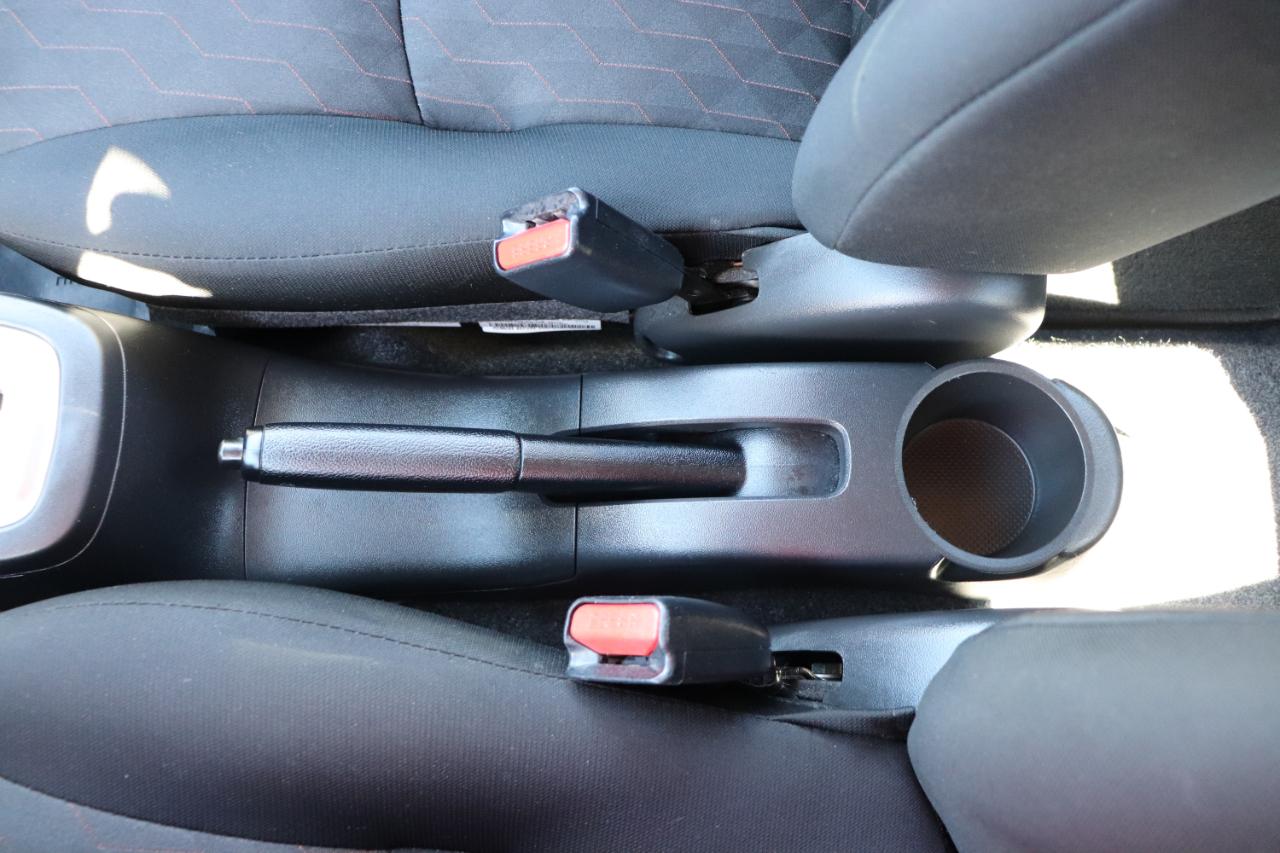 Mitsubishi Mirage ES CVT 2024