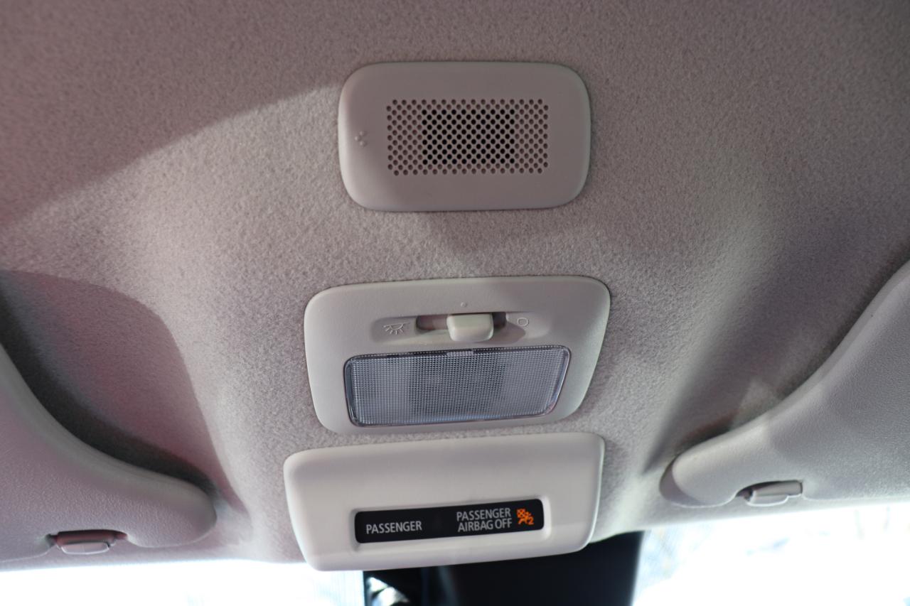 Mitsubishi Mirage ES CVT 2024