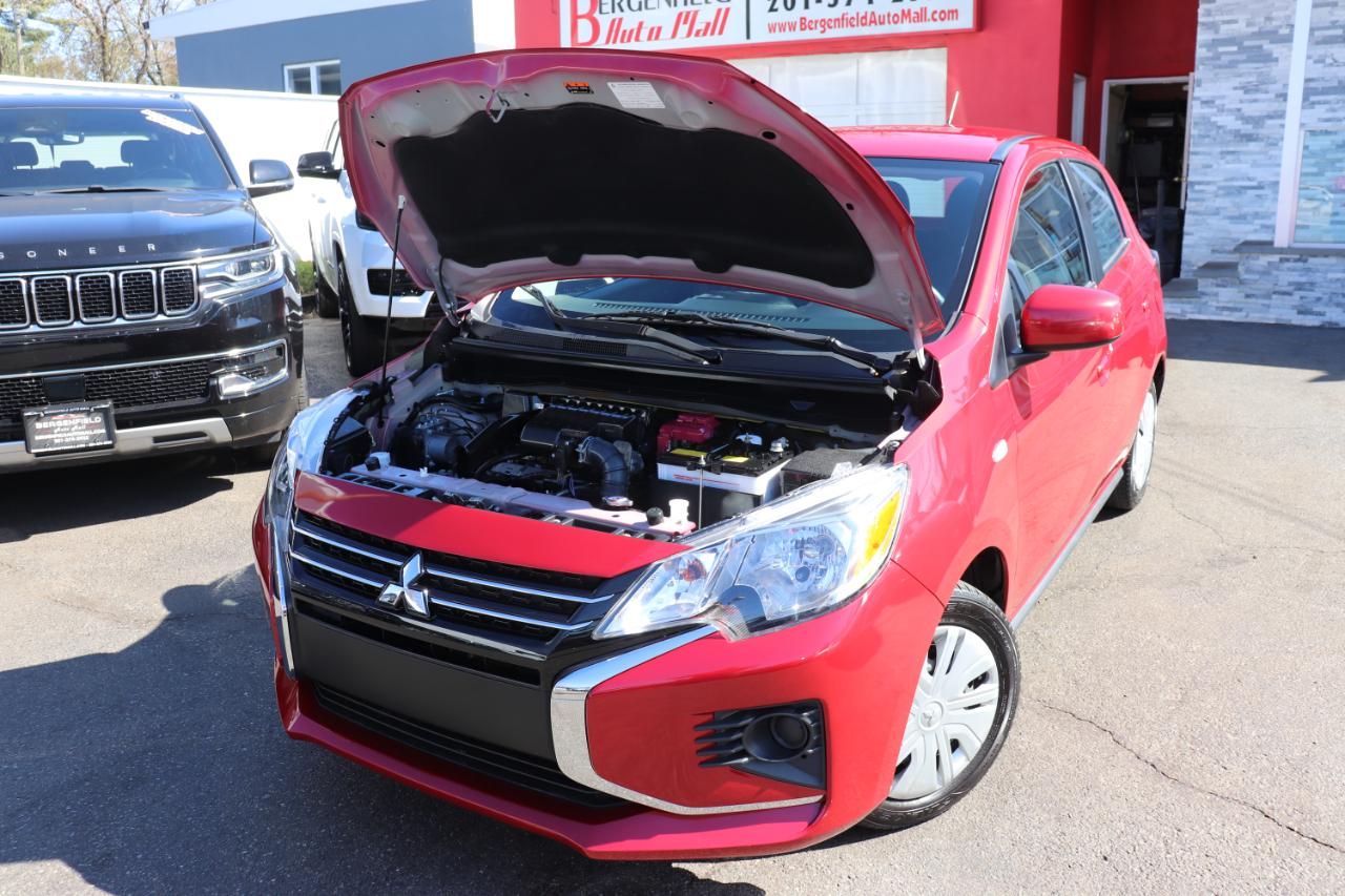 Mitsubishi Mirage ES CVT 2024