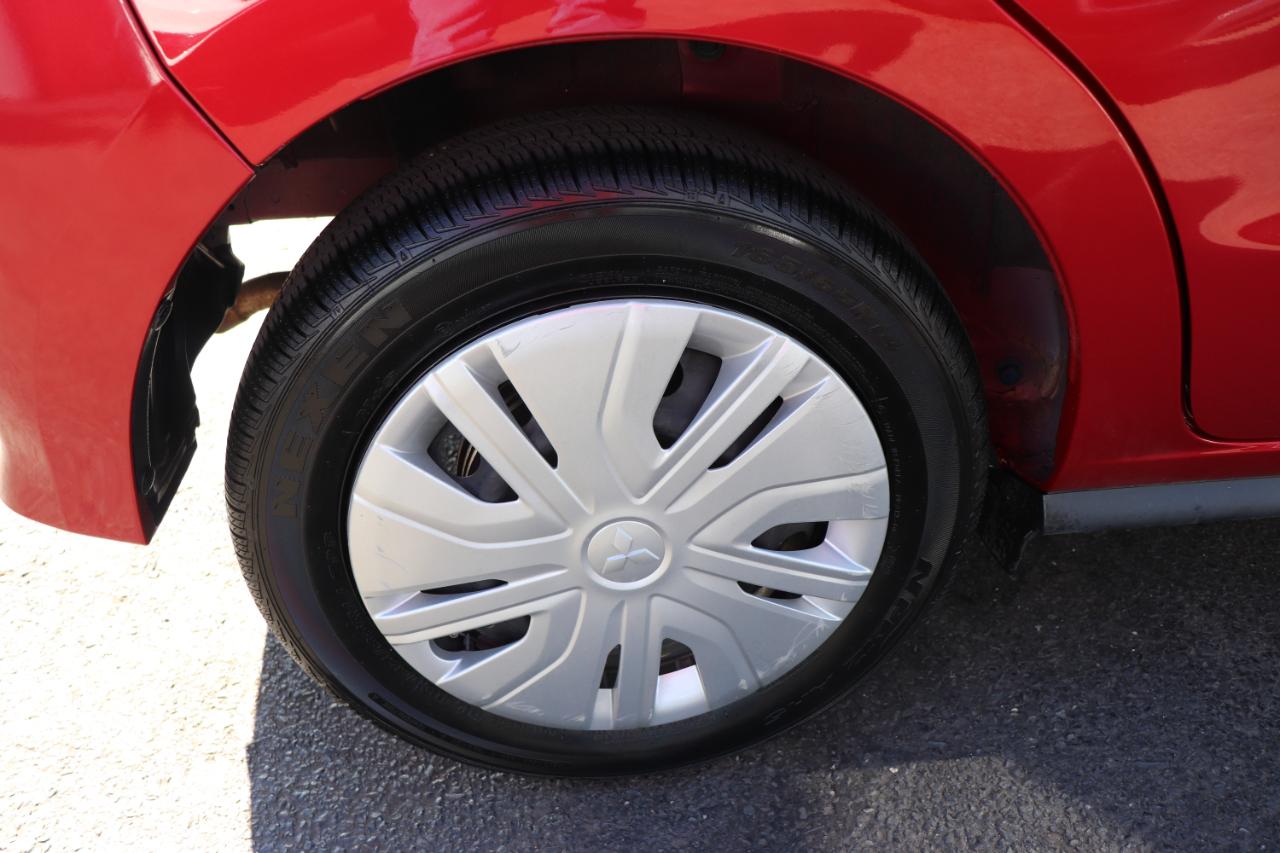 Mitsubishi Mirage ES CVT 2024