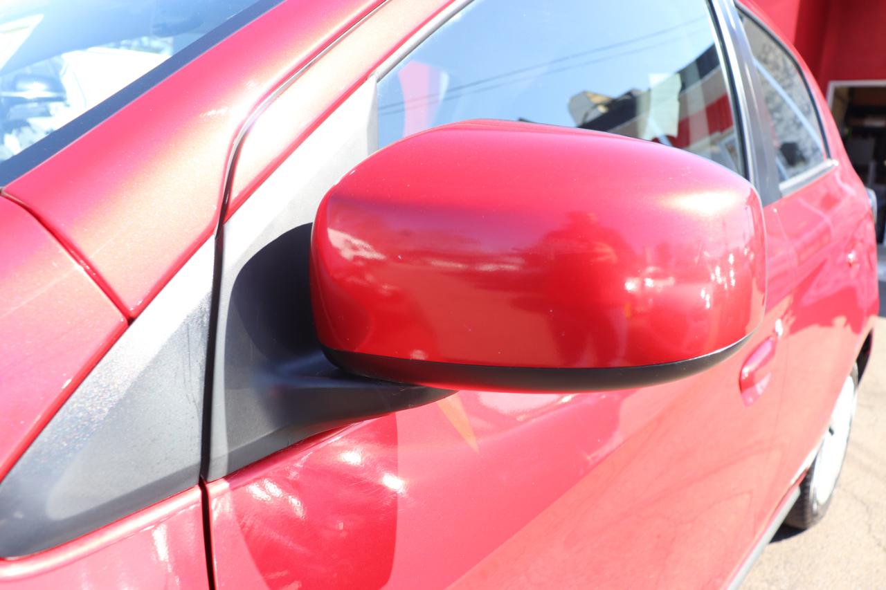 Mitsubishi Mirage ES CVT 2024