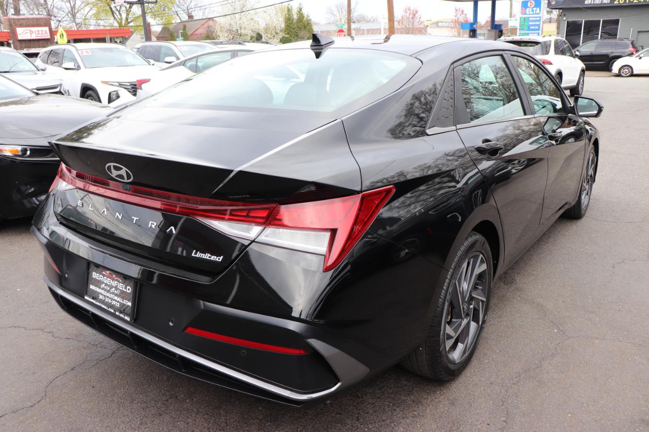 Hyundai Elantra Limited IVT 2024