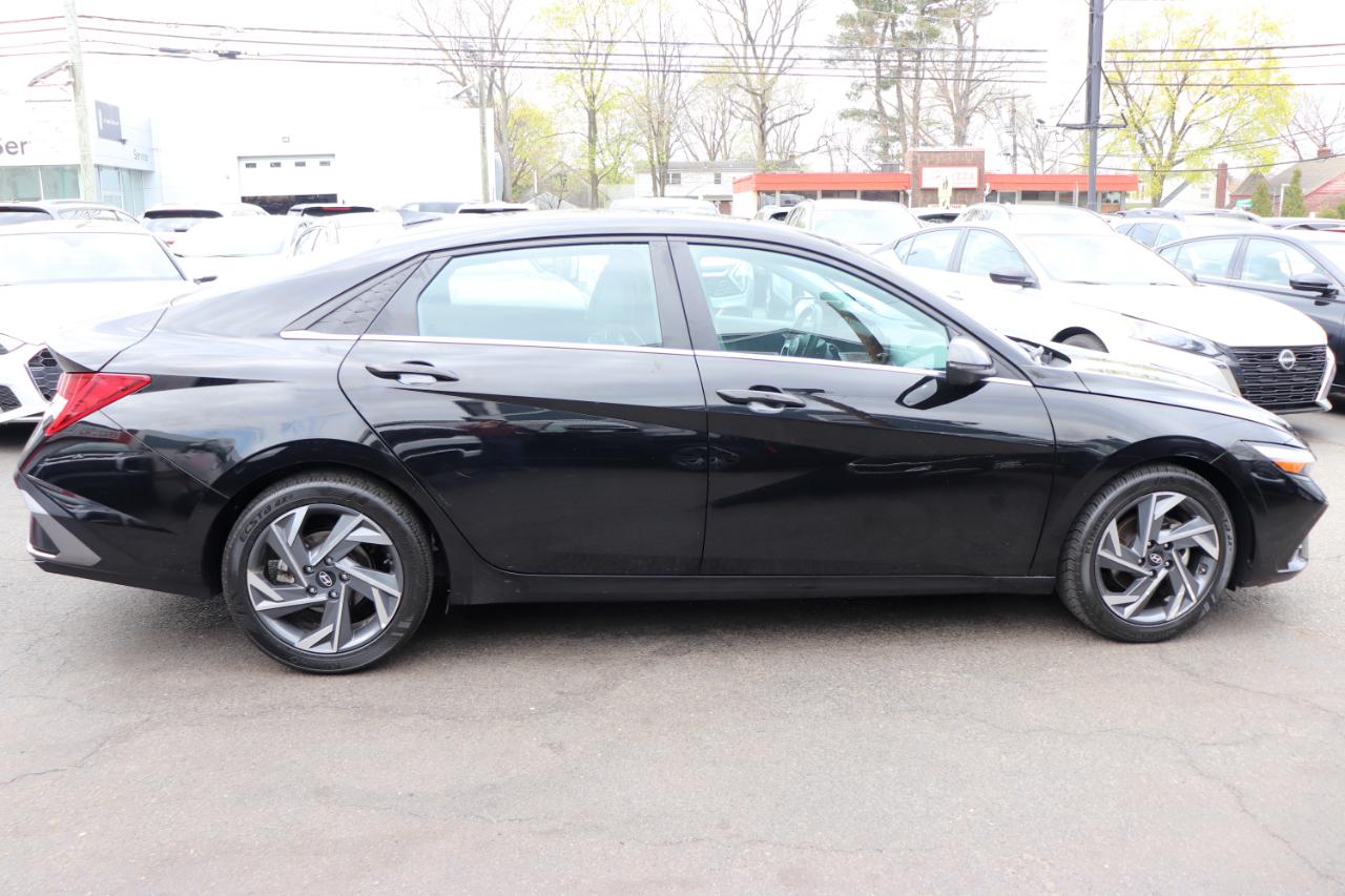 Hyundai Elantra Limited IVT 2024