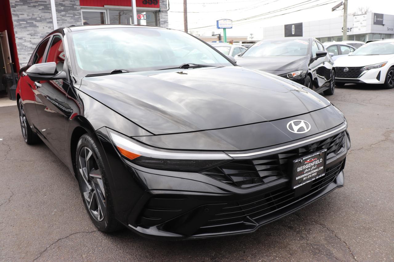 Hyundai Elantra Limited IVT 2024