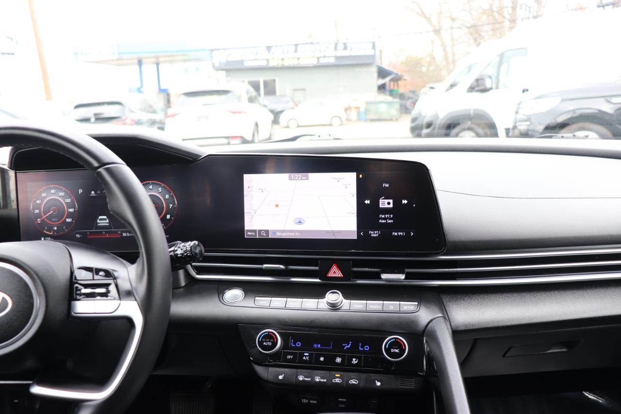 Hyundai Elantra Limited IVT 2024