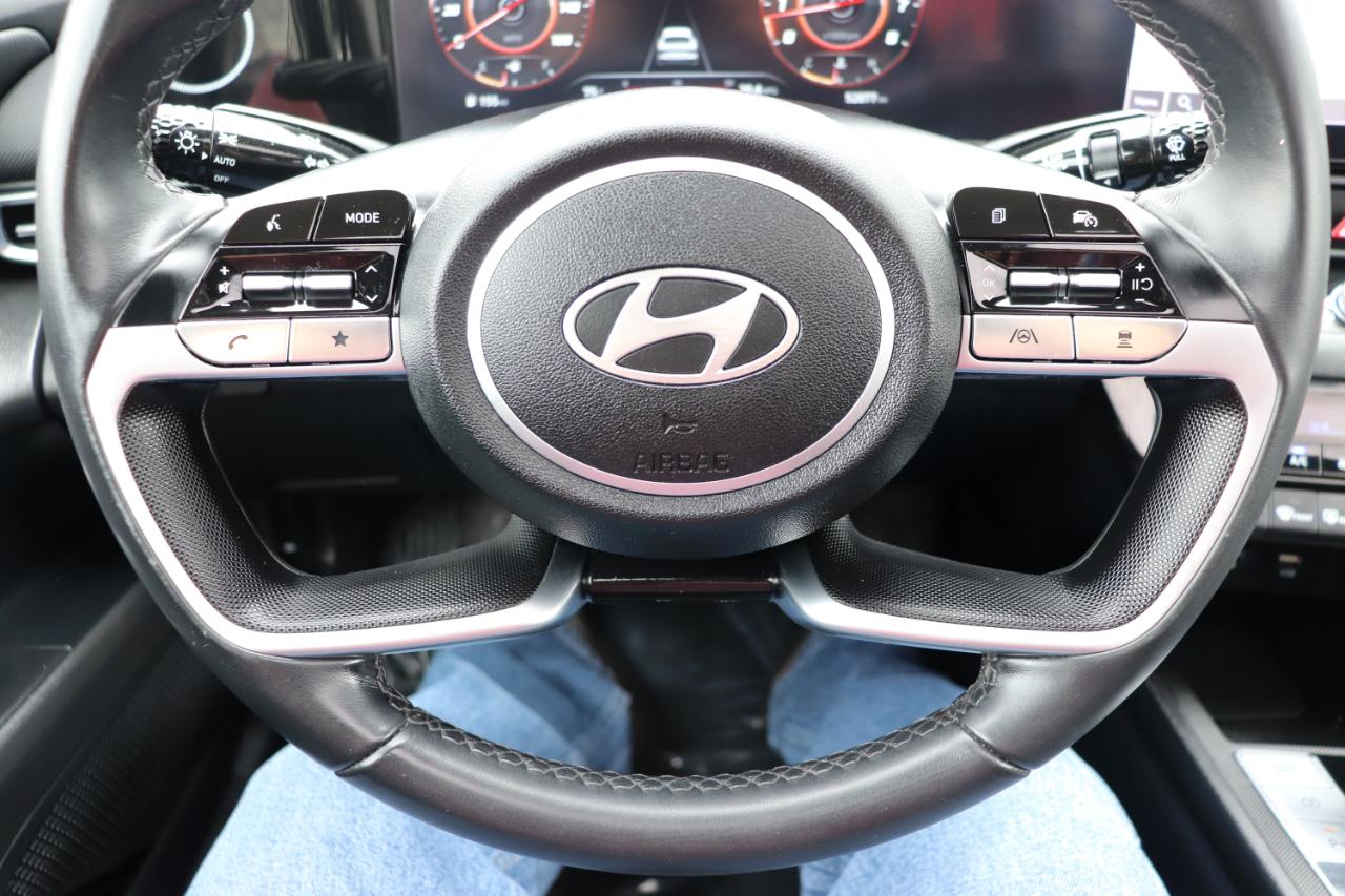 Hyundai Elantra Limited IVT 2024