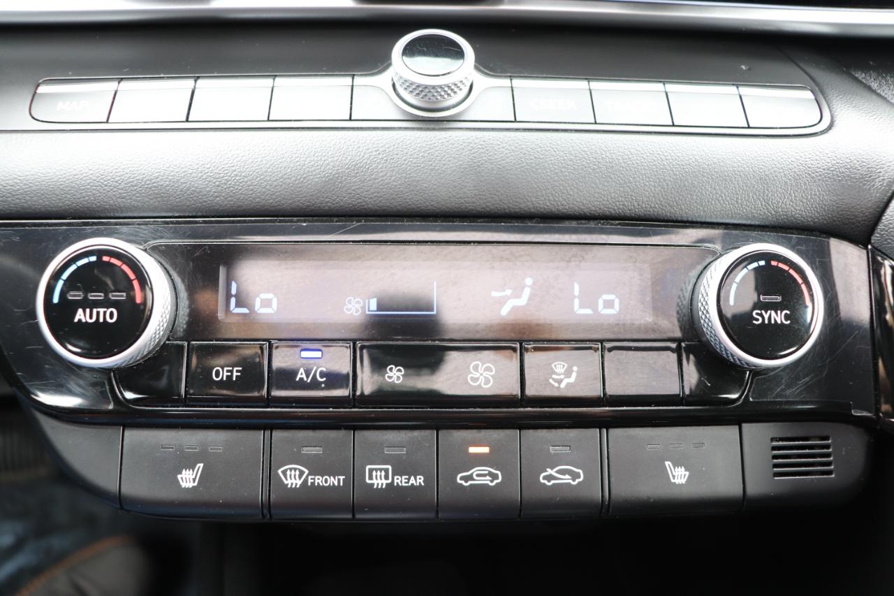 Hyundai Elantra Limited IVT 2024