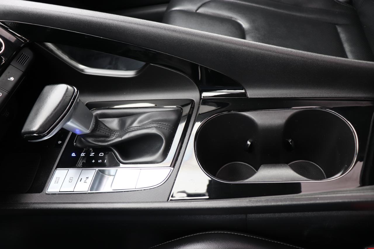 Hyundai Elantra Limited IVT 2024