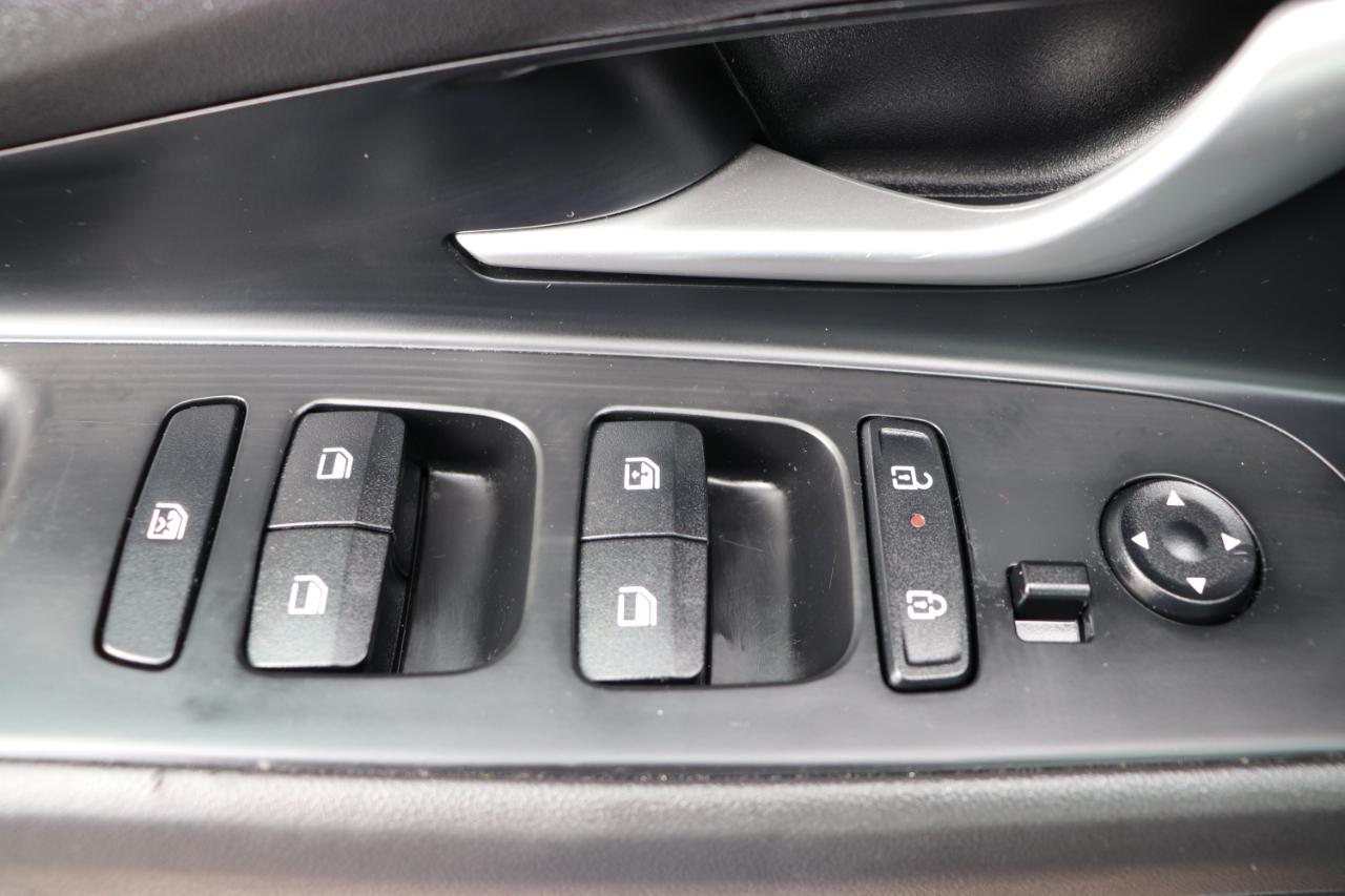 Hyundai Elantra Limited IVT 2024