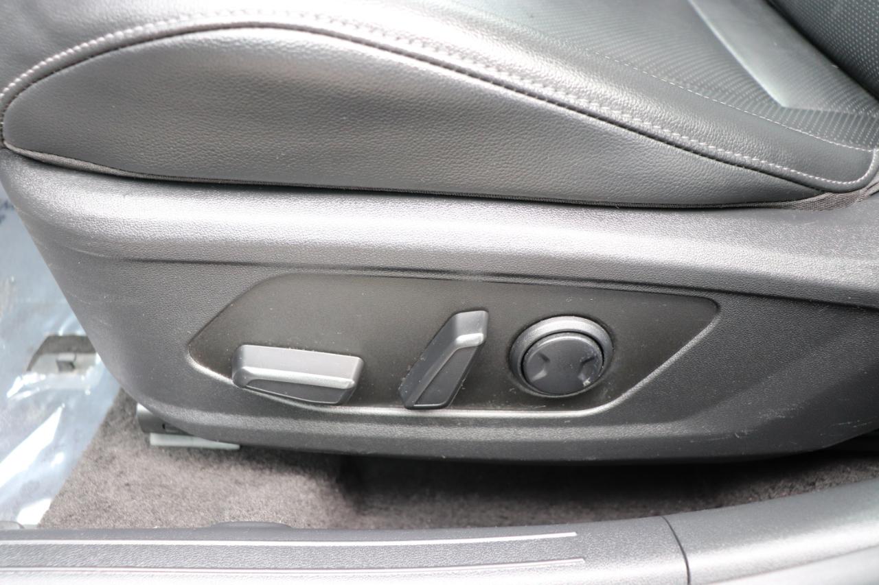 Hyundai Elantra Limited IVT 2024