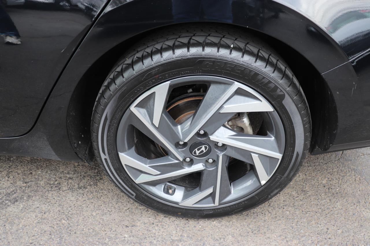 Hyundai Elantra Limited IVT 2024