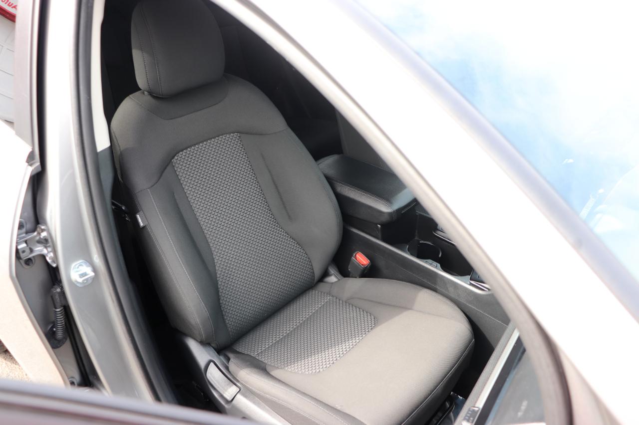 Kia Sportage LX FWD 2024