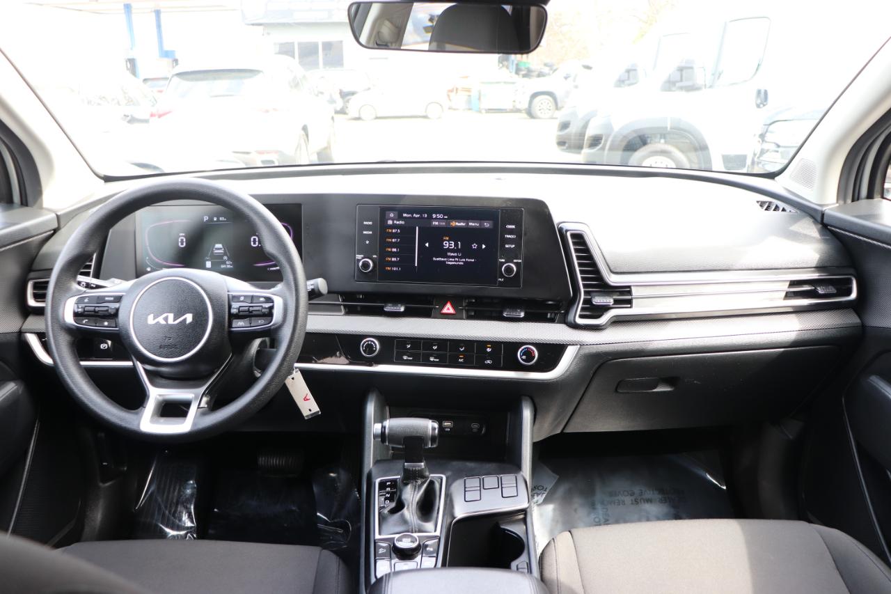 Kia Sportage LX FWD 2024