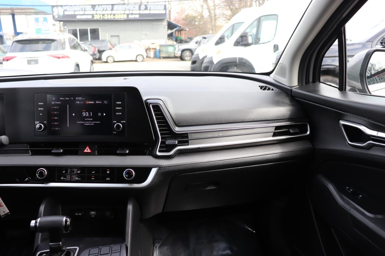 Kia Sportage LX FWD 2024