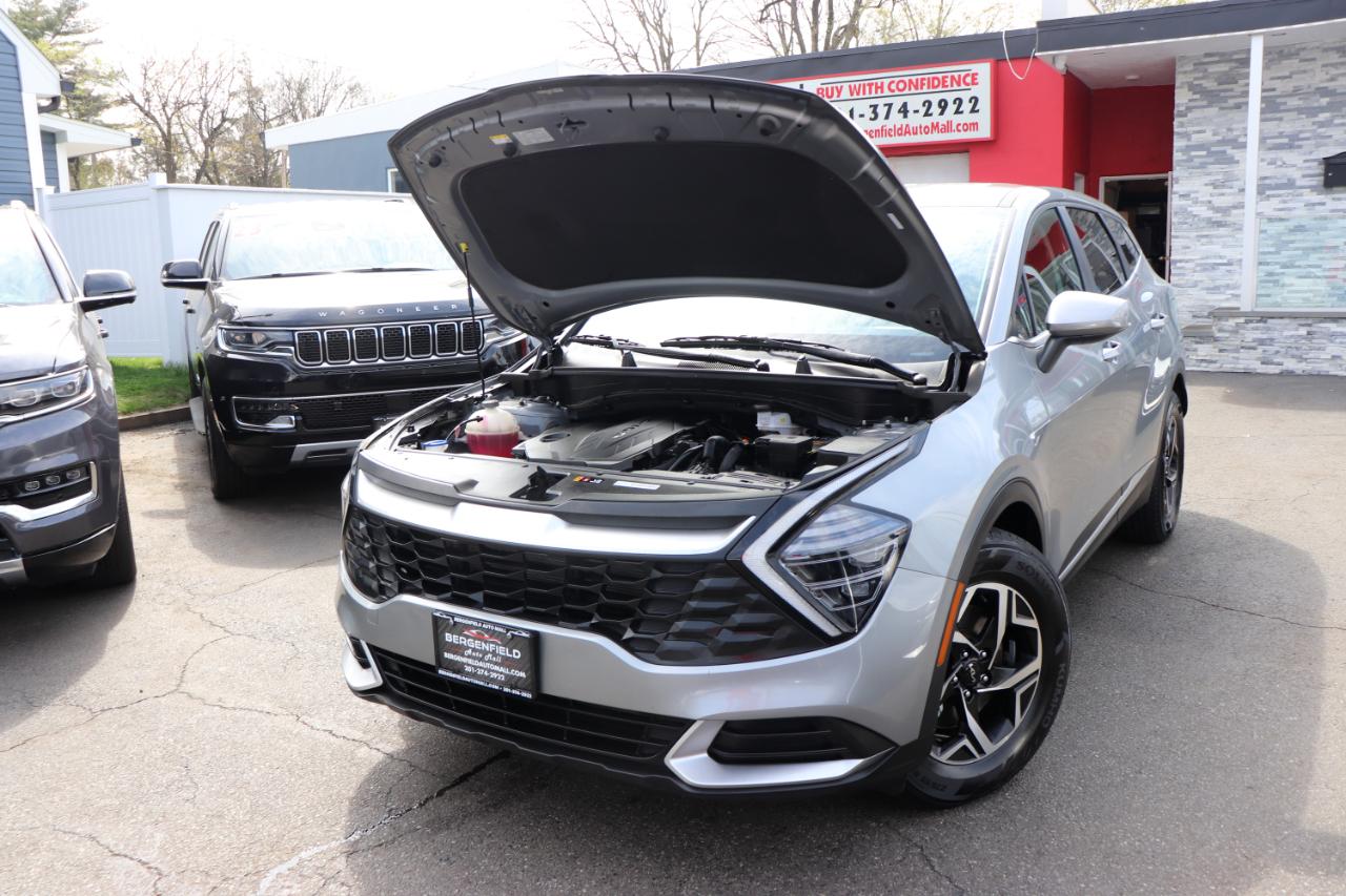 Kia Sportage LX FWD 2024