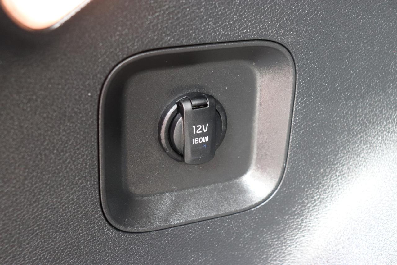 Kia Sportage LX FWD 2024