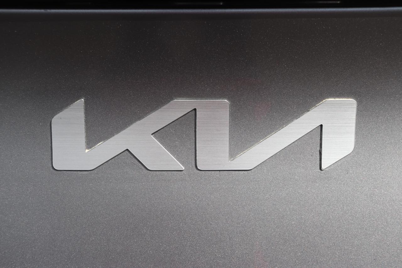 Kia Sportage LX FWD 2024