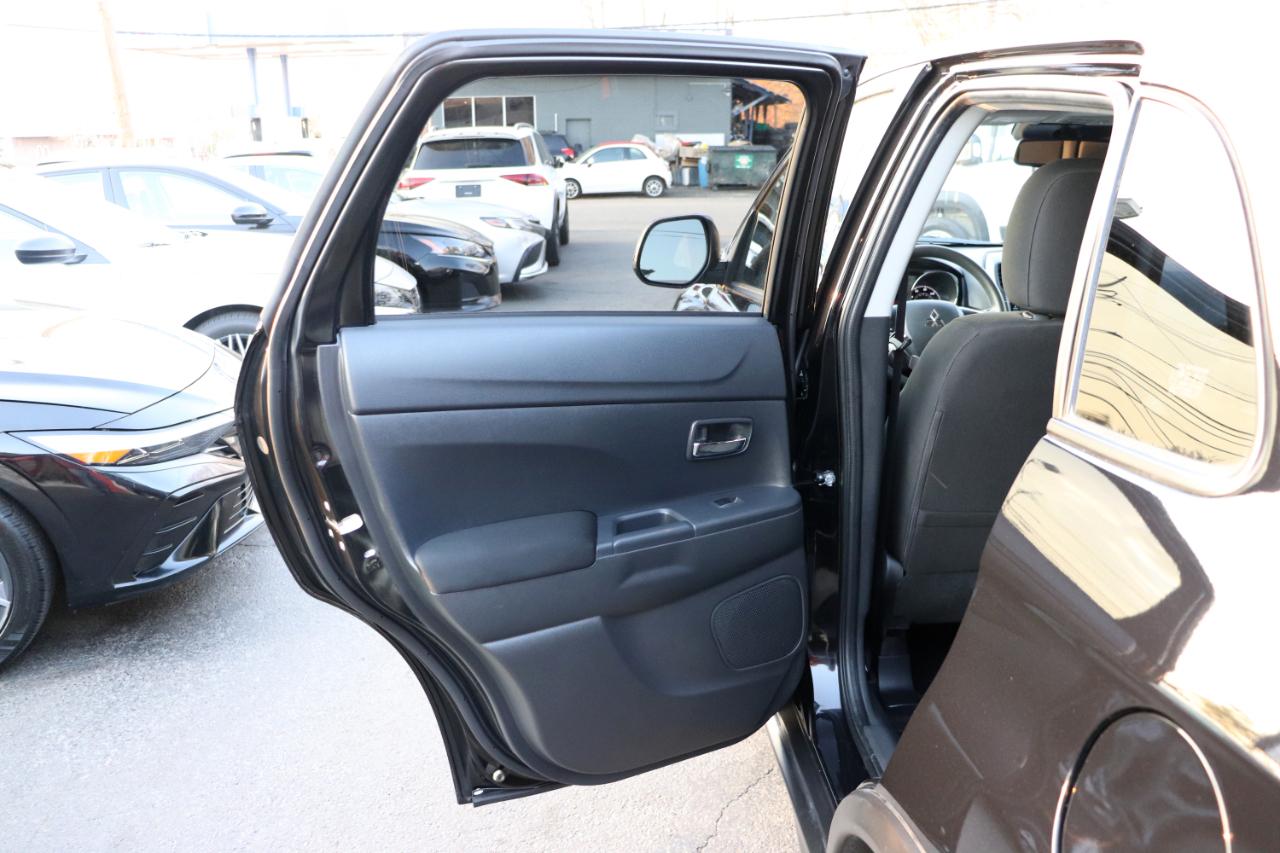 Mitsubishi Outlander Sport ES 2.0 AWC CVT 2024