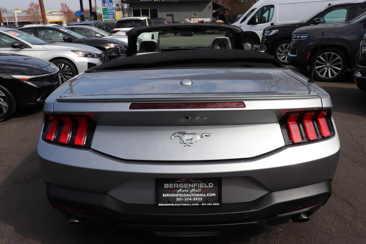 Ford Mustang EcoBoost Premium Convertible 2024