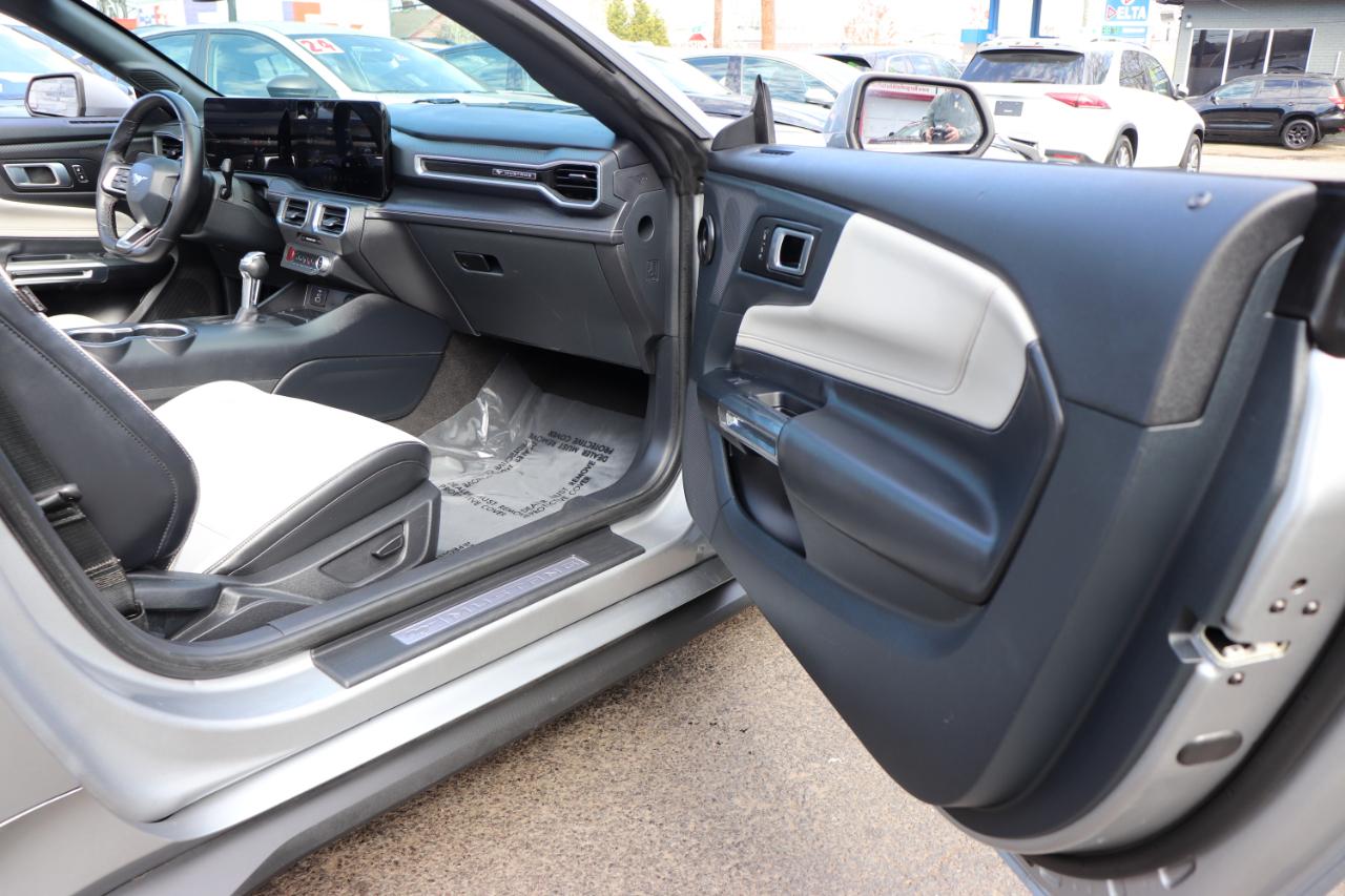 Ford Mustang EcoBoost Premium Convertible 2024