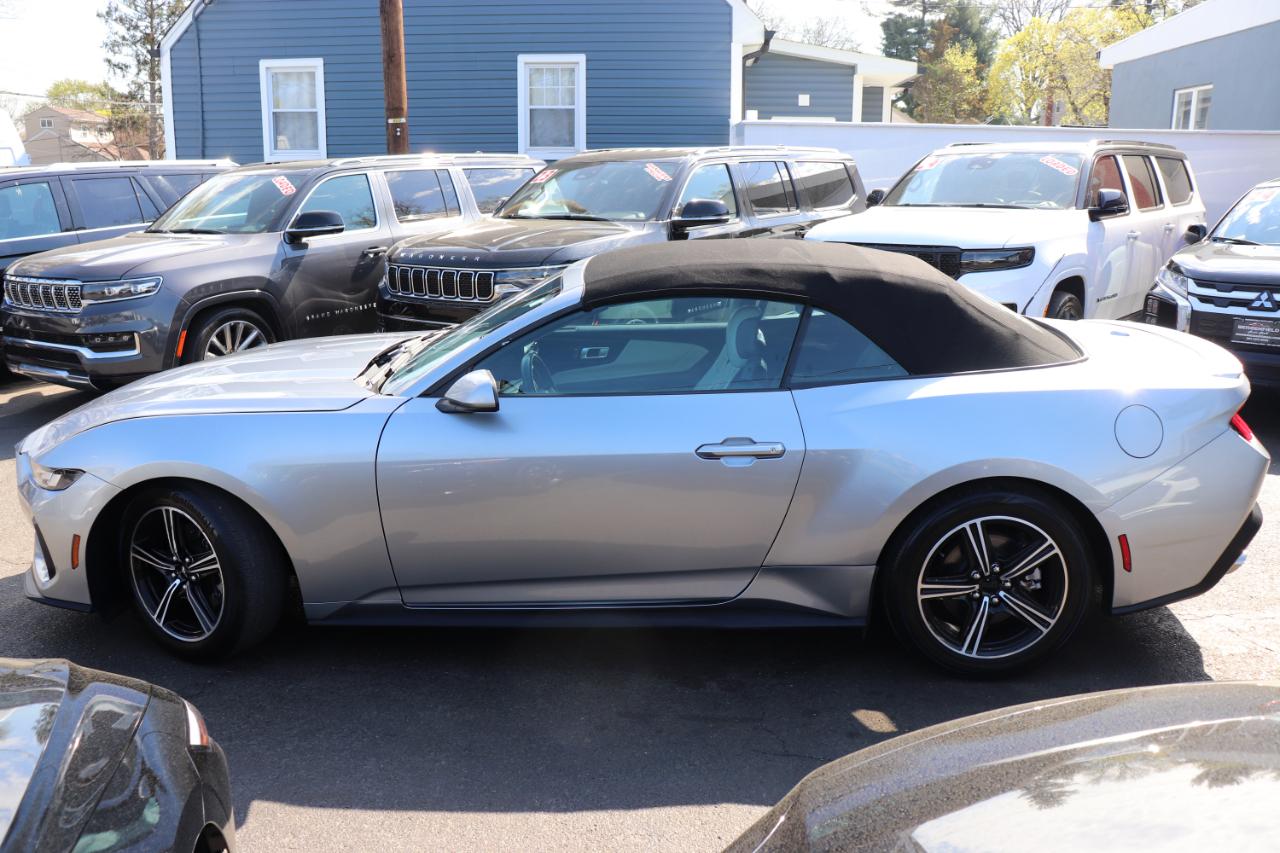 Ford Mustang EcoBoost Premium Convertible 2024