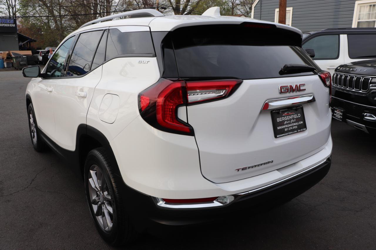 GMC Terrain FWD 4dr SLT 2023