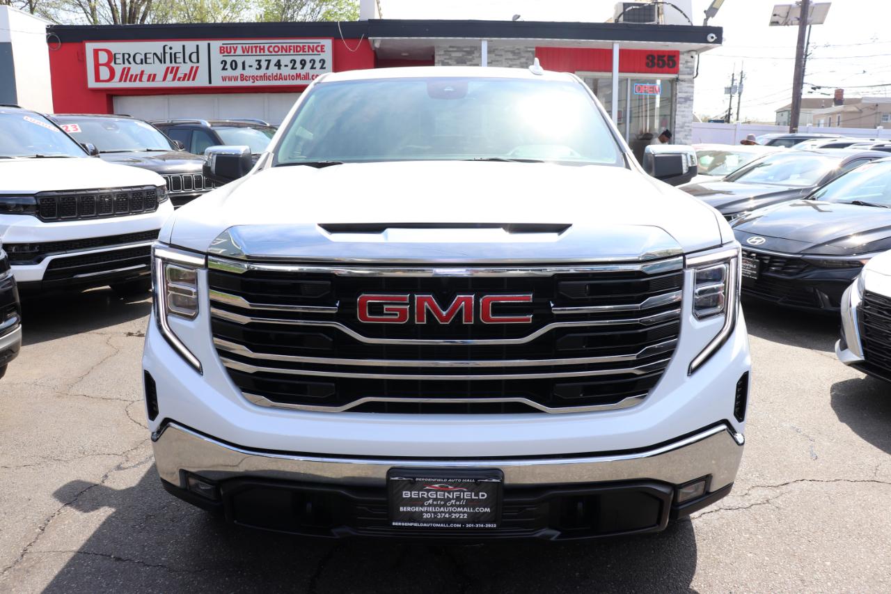 GMC Sierra 1500 4WD Crew Cab 147" SLT 2025