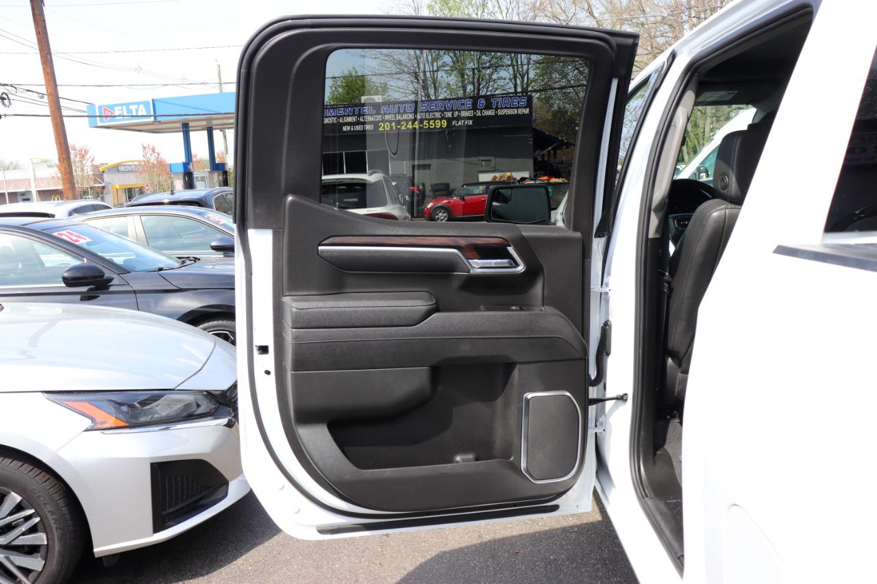 GMC Sierra 1500 4WD Crew Cab 147" SLT 2025