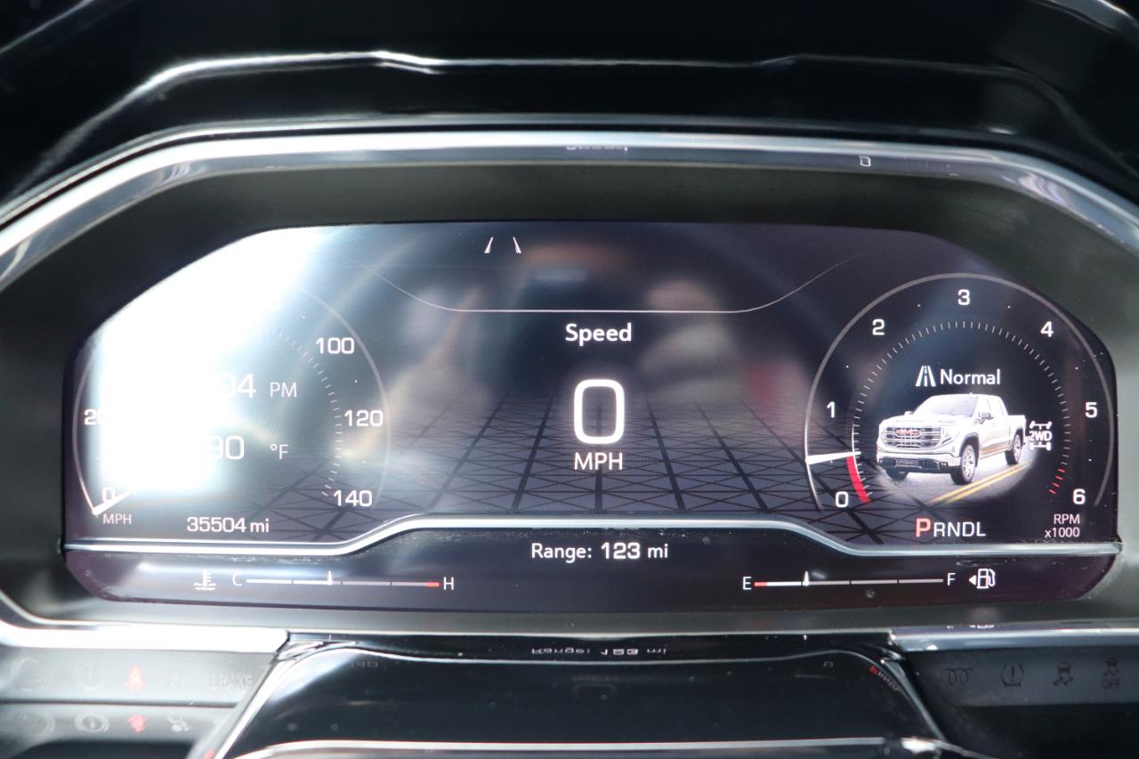 GMC Sierra 1500 4WD Crew Cab 147" SLT 2025