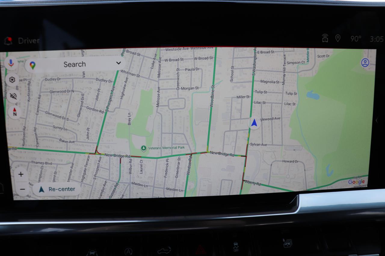 GMC Sierra 1500 4WD Crew Cab 147" SLT 2025