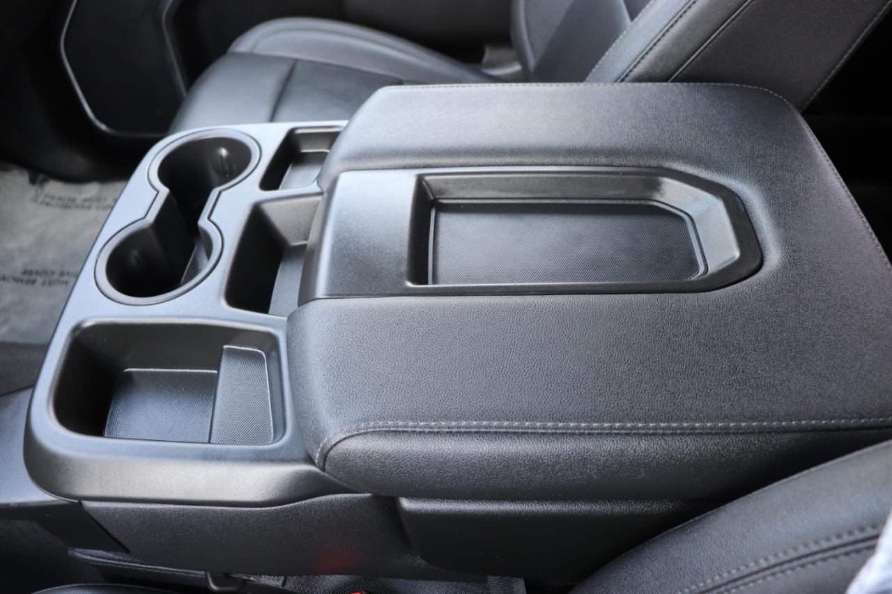 GMC Sierra 1500 4WD Crew Cab 147" SLT 2025