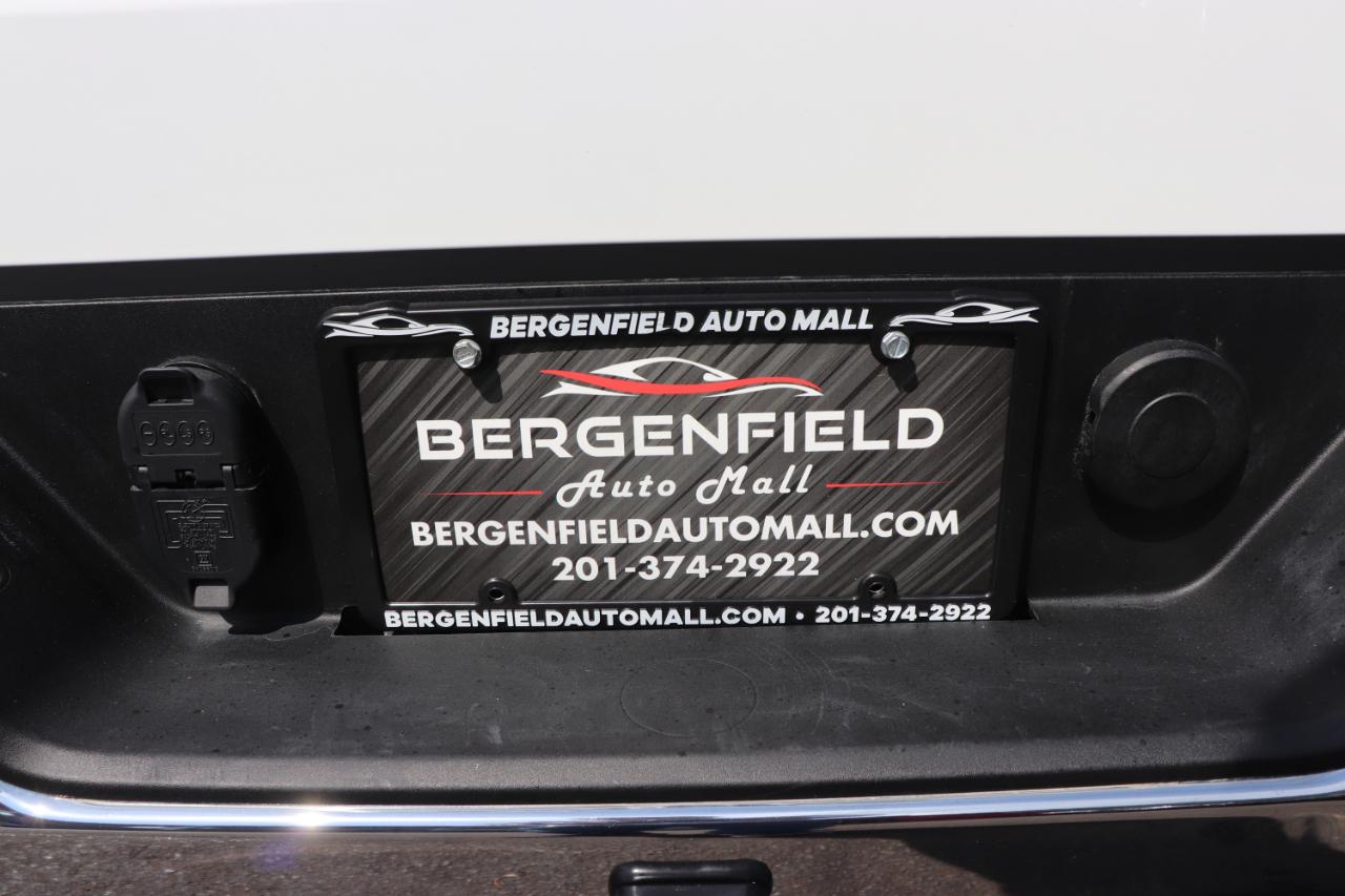 GMC Sierra 1500 4WD Crew Cab 147" SLT 2025